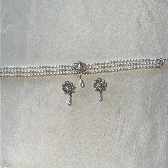 Vintage Hollywood Regency 50s Rhinestone & Pearl Choker Necklace Earrings Set - Picture 3 of 12